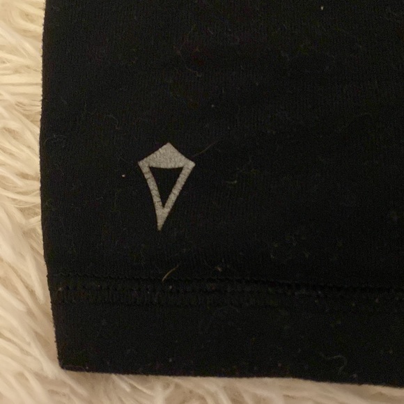 Great condition ivivva butty shorts. Reversible black one side pattern other - Picture 4 of 5